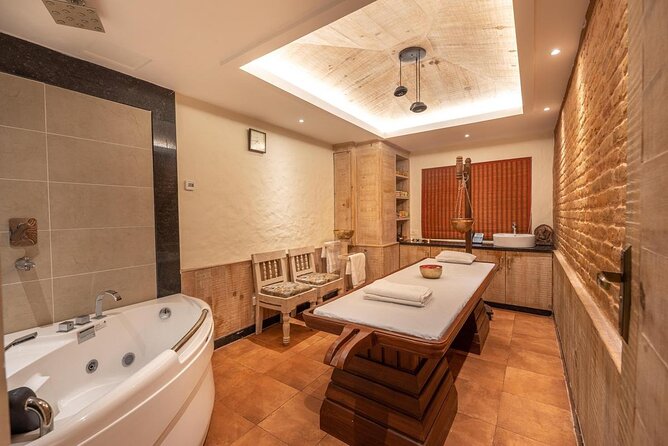 21 Day Ayurveda & Yoga Retreat in the Himalayan country, Nepal - The free day is your chance to see Kathmandu