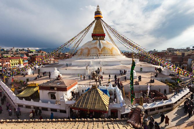 5-Day Sunrise Tour in Kathmandu Near Everest - Day 3: Bhaktapur before the road to Nagarkot