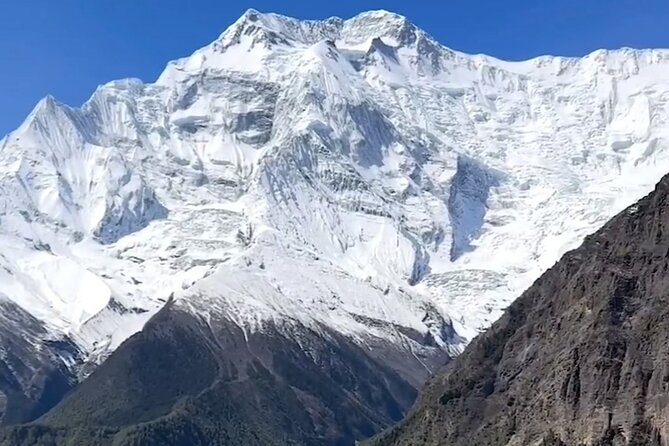 8 Days Private Guided Trekking in Annapurna Circuit with Pickup - Why this eight-day Annapurna route is a serious trek