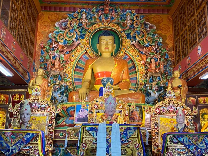 Afternoon Tibetan cultural tour - Hearing the afternoon prayers