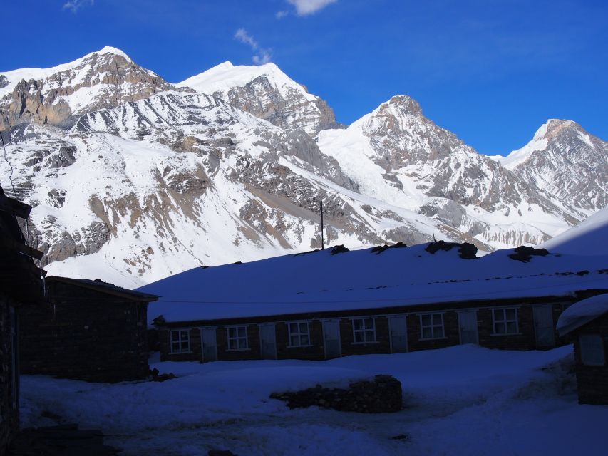 Annapurna Circuit Trekking 13 Days - Day 11: The road to Tatopani and a natural hot spring