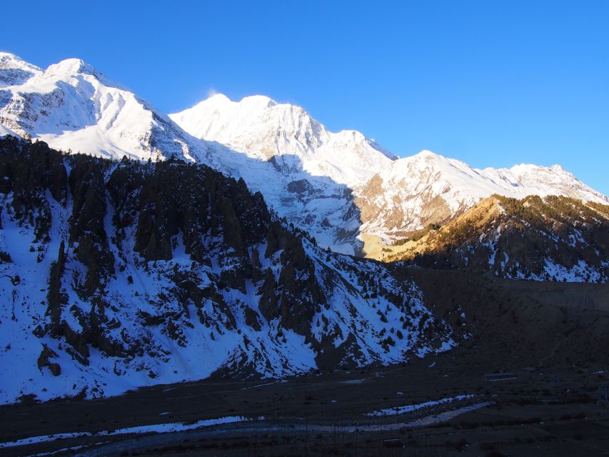 Annapurna Circuit Trekking 13 Days - Day 9: Crossing Thorong La at 5,416 meters