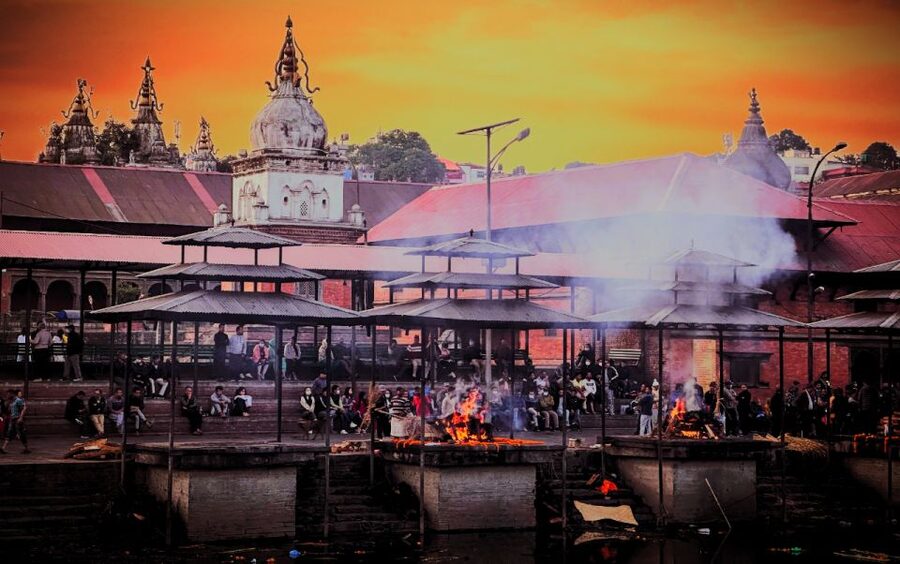Best of Kathmandu : Private Guide, Car & Personalized Tour - Starting on foot in Kathmandu