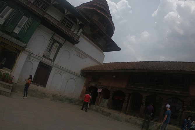 Bhaktapur Day Tour with Changu Narayen - Bhaktapur Durbar Square is the main event
