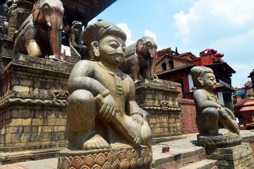Bhaktapur Durbar Square 4-Hour Tour - Pottery Square shows Bhaktapur at work