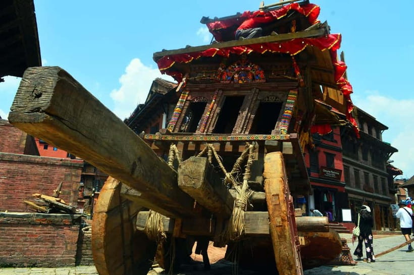 Bhaktapur Durbar Square 4-Hour Tour - Dattatraya Square closes the route