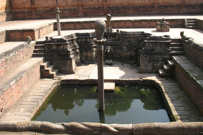 Bhaktapur Old City and Durbar Square Half-Day Tour - Taleju Temple and the 55 Window Palace