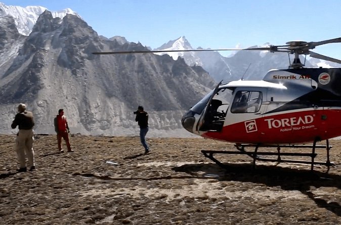 Day Tour to Everest Base Camp By Helicopter - The people and safety side of the experience