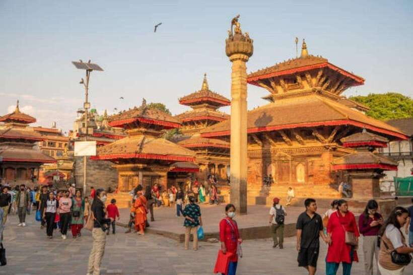 Essence of Nepal: 4-Day Tour Kathmandu, Nagarkot & Pokhara - Four days, three Nepalese settings