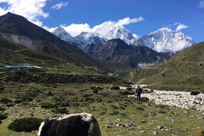 Everest base camp flight over by Helicopter from Kathmandu - The 6:00 am hotel pickup in Kathmandu
