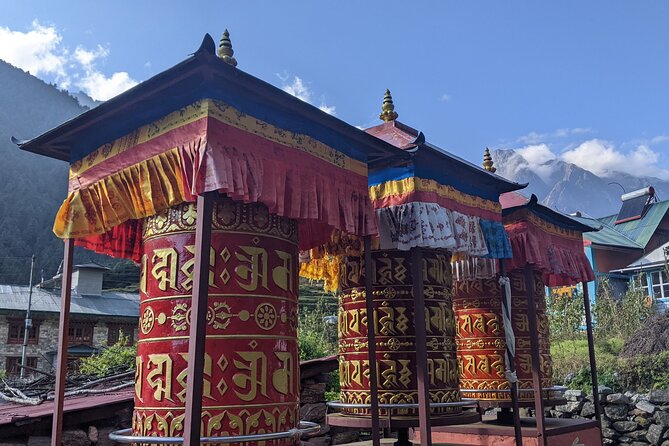 Everest Base Camp Trek 15 days | Local Guide | Flexible Itinerary - Day 4: Acclimatizing Above Namche