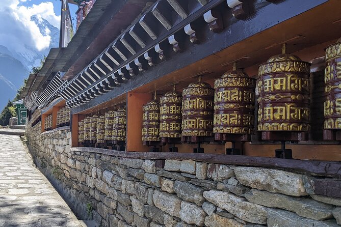 Everest Base Camp Trek 15 days | Local Guide | Flexible Itinerary - Day 2: Flying Into Lukla