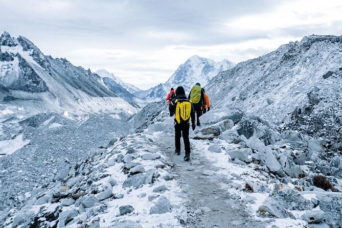 Everest Base Camp Trek with Helicopter Return to Lukla - 10 Days - Everest Base Camp is the goal, but not the best viewpoint