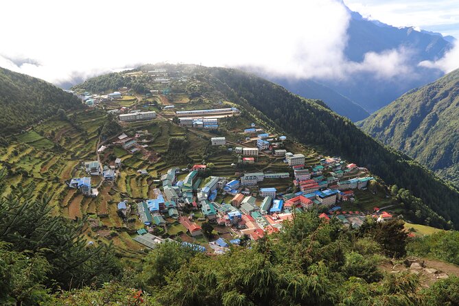 Everest Basecamp Trek: 14 days - Lobuche and Gorak Shep mark the high point of the trek