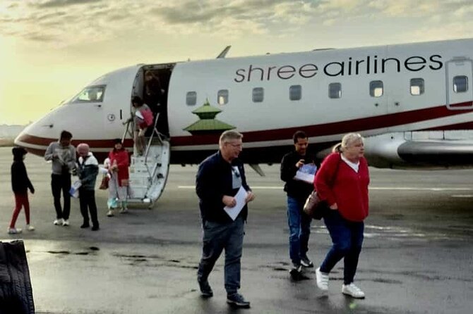 Everest Flight , Mountain Flight in Nepal , Everest Experience - Who will enjoy this most
