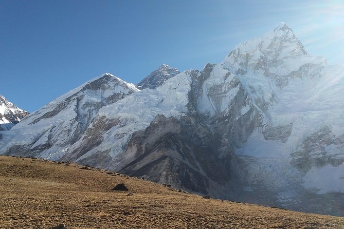 Everest Helicopter Tour from Kathmandu with Landing for Breakfast - One hour at Hotel Everest View