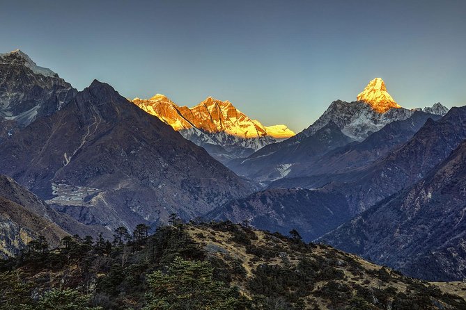 Everest Helicopter Tour with Breakfast in Hotel Everest View - Who should choose this tour