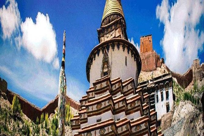 Fixed Departure Tibet Overland Group Joining Tours. - Shigatse and the 5,220-meter Gyatchu La
