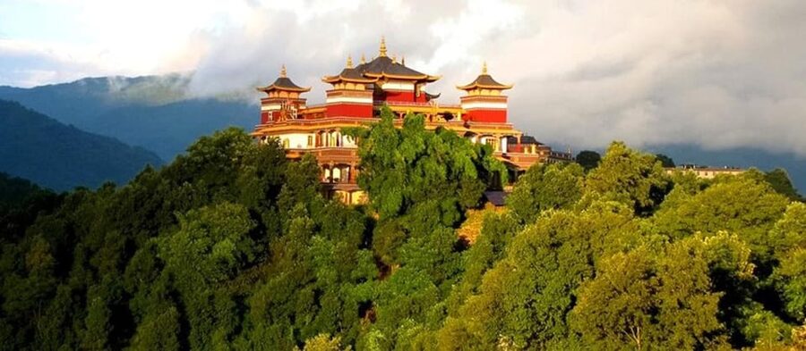 From Kathmandu: 2 Stupas and Kopan Monastery Spiritual Tour - Is $6 good value?