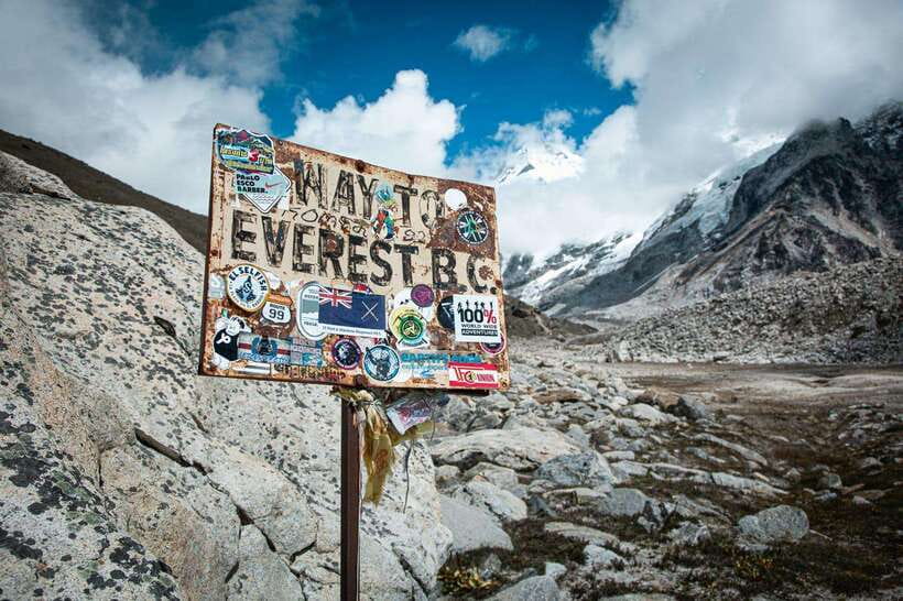 From Kathmandu: Guided Everest Base Camp Trek - Day 2: The long approach to Namche Bazaar