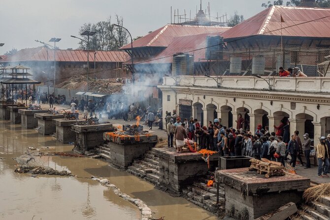Full Day Kathmandu City Tour: Highlights of the Kathmandu Valley - Bhaktapur Durbar Square and its carved royal world