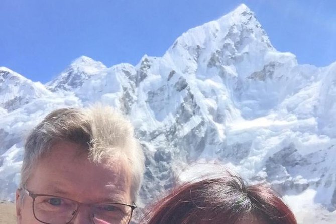 Guaranteed Landing at Everest Base Camp Kalapathar by Helicopter - Who will get the most from this flight