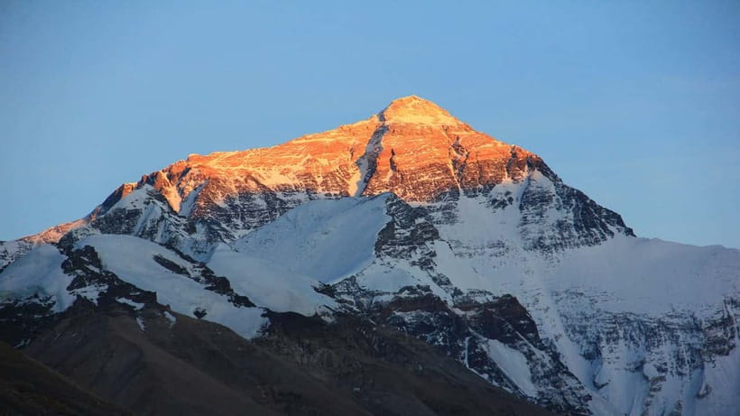 Kathmandu: 1-Hour Scenic Flight Over Mount Everest - The western side of the route: Gosaithan and Dorje Lhakpa