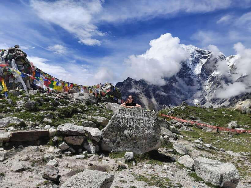 Kathmandu: 1-Hour Scenic Flight Over Mount Everest - What the one-hour cabin experience is like