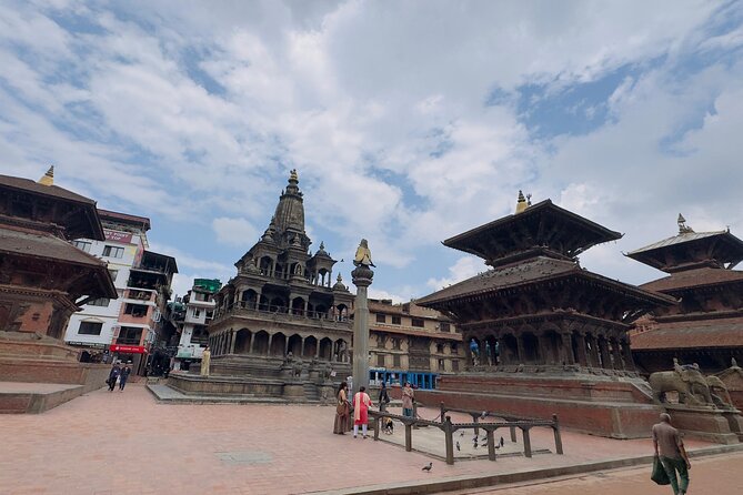 Kathmandu: 7 UNESCO World Heritage Private Day Tour with Lunch. - Boudhanath brings the day into a living Buddhist setting