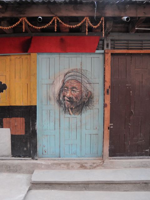 Kathmandu City Sightseeing Bus tour (5 Sights) - What the $16 price really covers