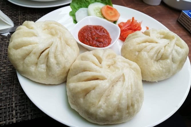 Kathmandu Food & Drink and Shopping Rickshaw Tour - Chhetrapati: The Longest Food Segment