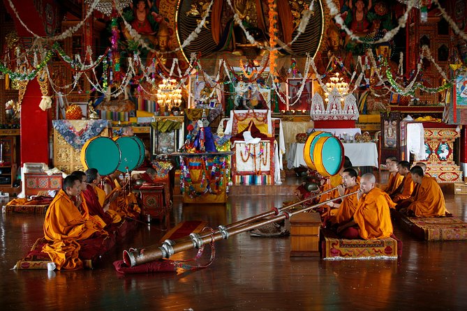 Kathmandu: Kopan Monastery and Boudhanath Stupa Day Tour - Two Buddhist landmarks, two very different moods