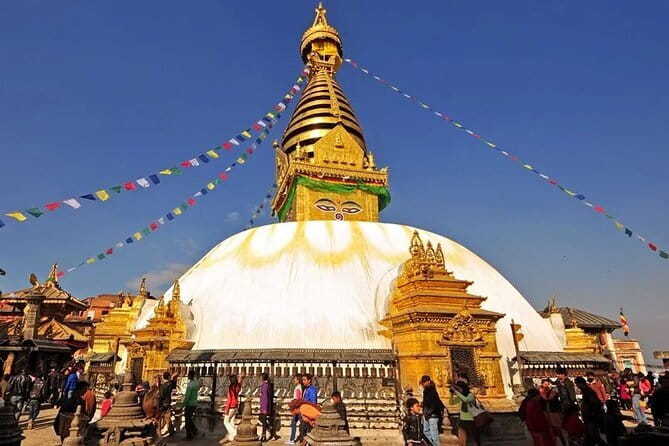 Kathmandu: Kopan Monastery, Swayambhu and Boudha Nath Stupa Tour - Why this three-site route works in Kathmandu