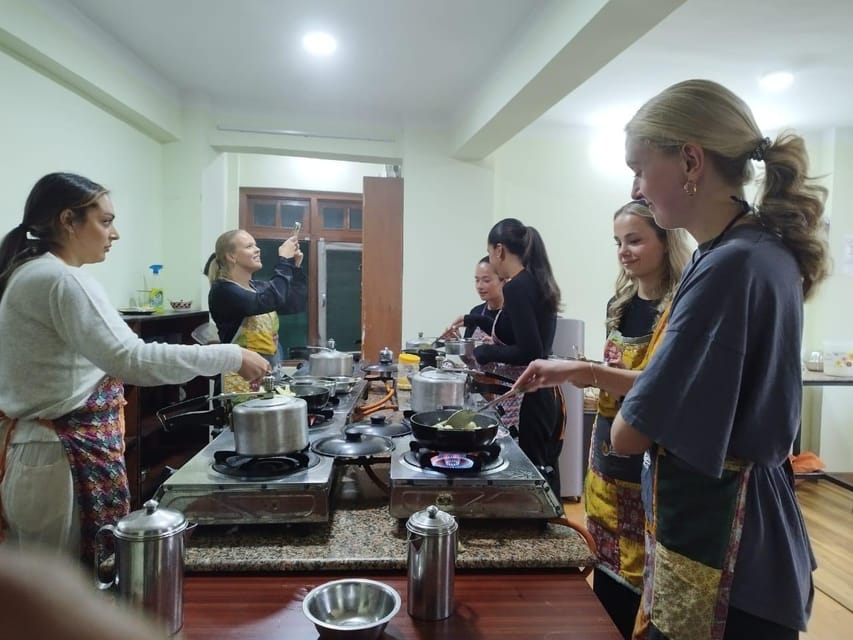 Kathmandu: Momo Making Class with a Local Chef - Meeting the chef at Nepal Cooking School