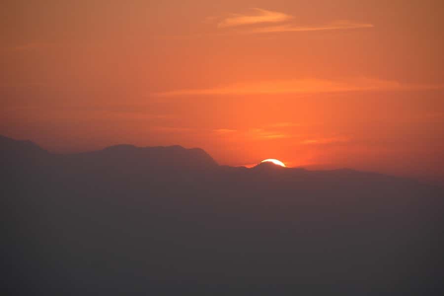 Kathmandu: Nagarkot Sunrise and Hike Tour to Changu Narayan - Sunrise over the Himalayan range
