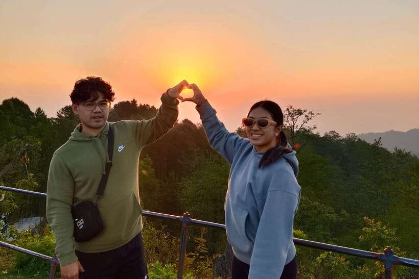 Kathmandu: Nagarkot Sunrise & Hike with Lunch -Private/Group - The sunrise stop at Nagarkot