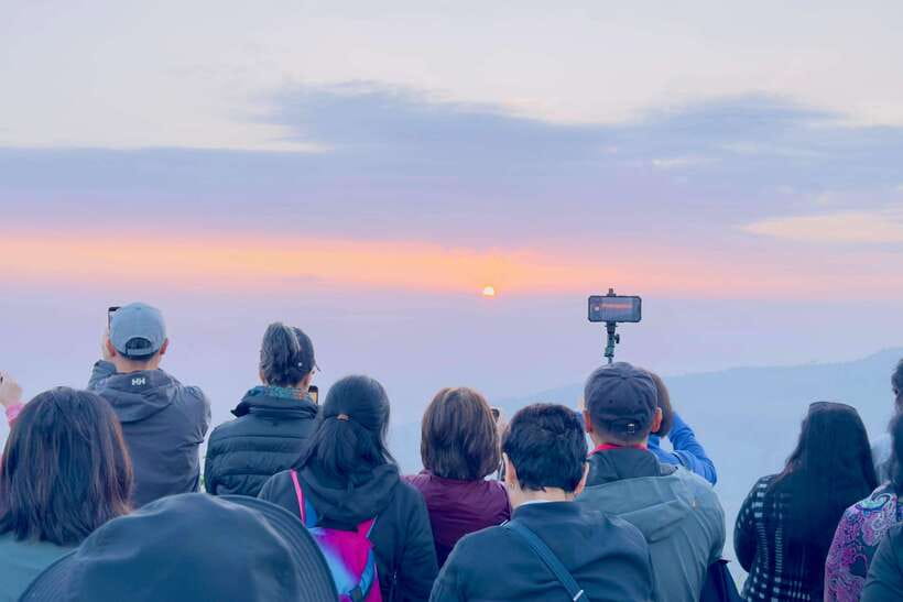 Kathmandu: Nagarkot Sunrise Tour Private or Group with Lunch - Breakfast choices at Club Himalaya