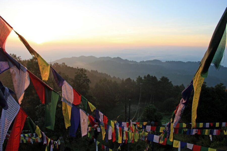 Kathmandu: Nagarkot Sunrise Tour with Day Hike - Sunrise at Nagarkot Hill