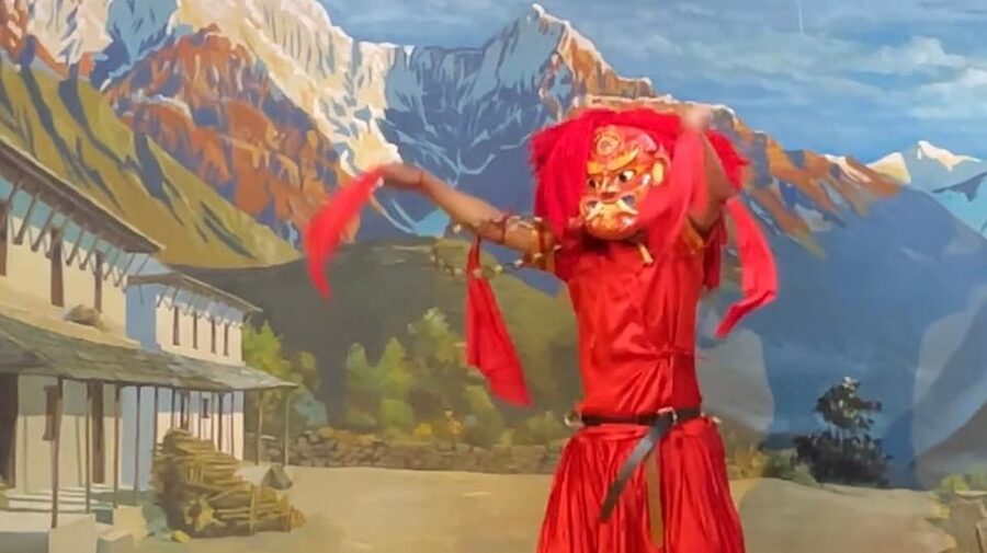 Kathmandu: Nepalese Cuisine dinner with traditional dance - Who will enjoy this evening most