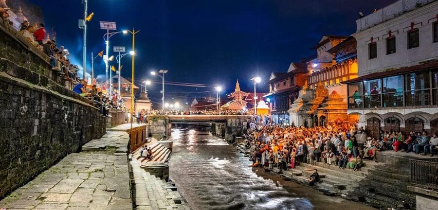 Kathmandu: Pashupatinath Temple Evening Aarati Tour - Why the evening Aarati is worth your time
