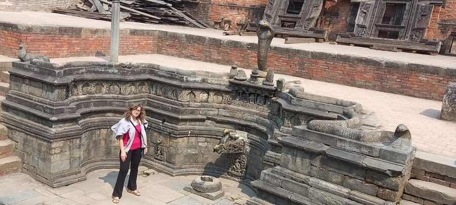 Kathmandu: Private Bhaktapur and Patan Sightseeing Tour - What the guide adds to the day
