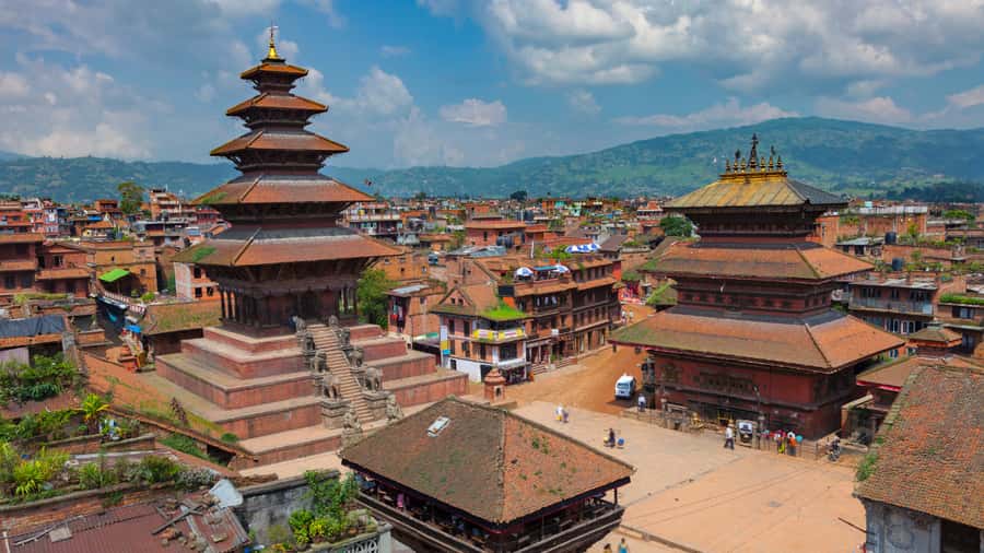 Kathmandu: Private Patan and Bhaktapur Sightseeing Tour - What the Guide Adds to the Buildings