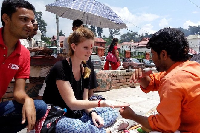 Kathmandu Spiritual Sites: Bodhnath & Pashupatinath Tour - Pashupatinath Temple and the Bagmati ghats