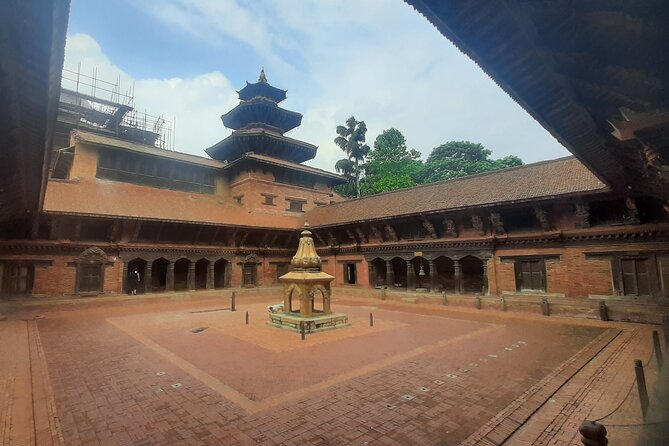 Kathmandu Top 4 or 2 UNESCO World Heritage Sites Day Tour - Thangka painting and singing bowls