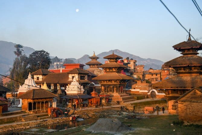 Kathmandu UNESCO World Heritage Tour - Boudhanath: a Buddhist center with a human scale