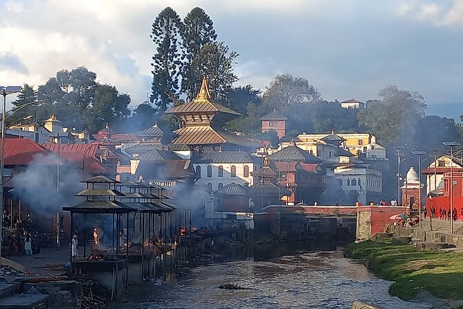Life and spirituality tour of Kathmandu - Timing, walking, and what to bring