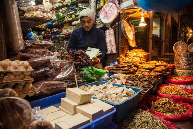 Local Bazaar Walking Tour in Kathmandu with Professional Guide - Starting in Asan, where Kathmandu shops for daily life