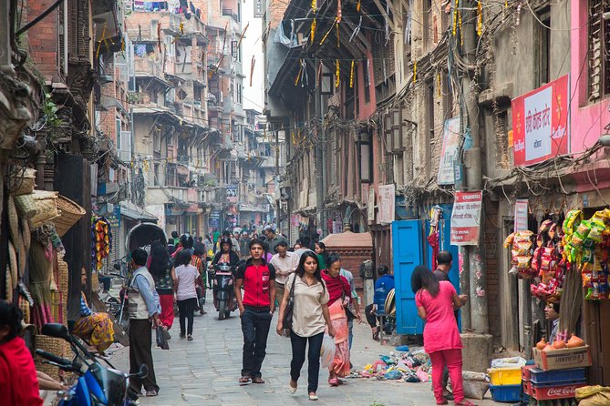 Local Bazaar Walking Tour in Kathmandu with Professional Guide - A traditional Nepali lunch, with an important price note