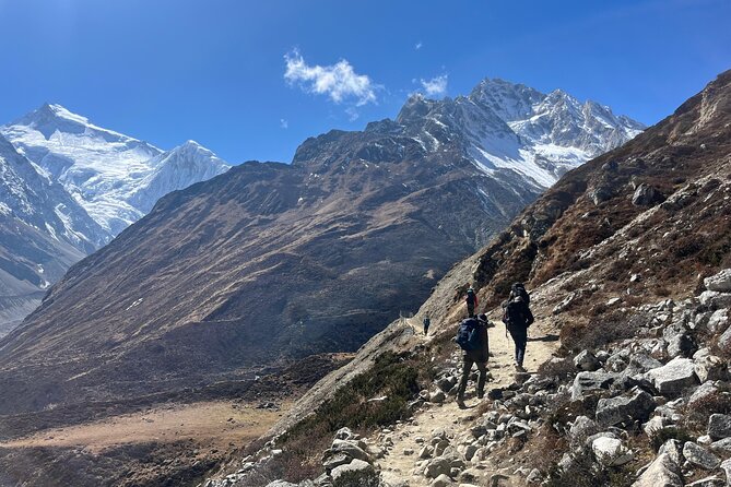 Makalu Base Camp Trek - Days 7 and 8: Rhododendrons, river valleys, and higher views