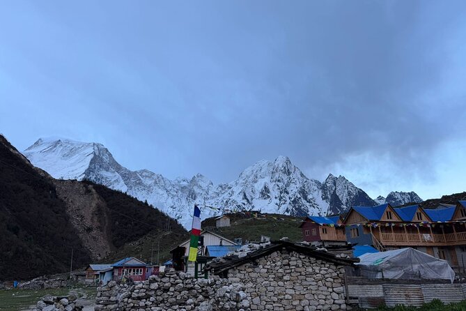 Manaslu Circuit Trek - 14 days of Himalayan Adventure - Day 5: Deng to Namrung and the Tibetan turn